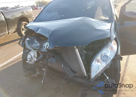 2015 Toyota Sienna Xle Premium 8 Passenger из США, поврежденный, VIN 5TDYK3DC0FS599622